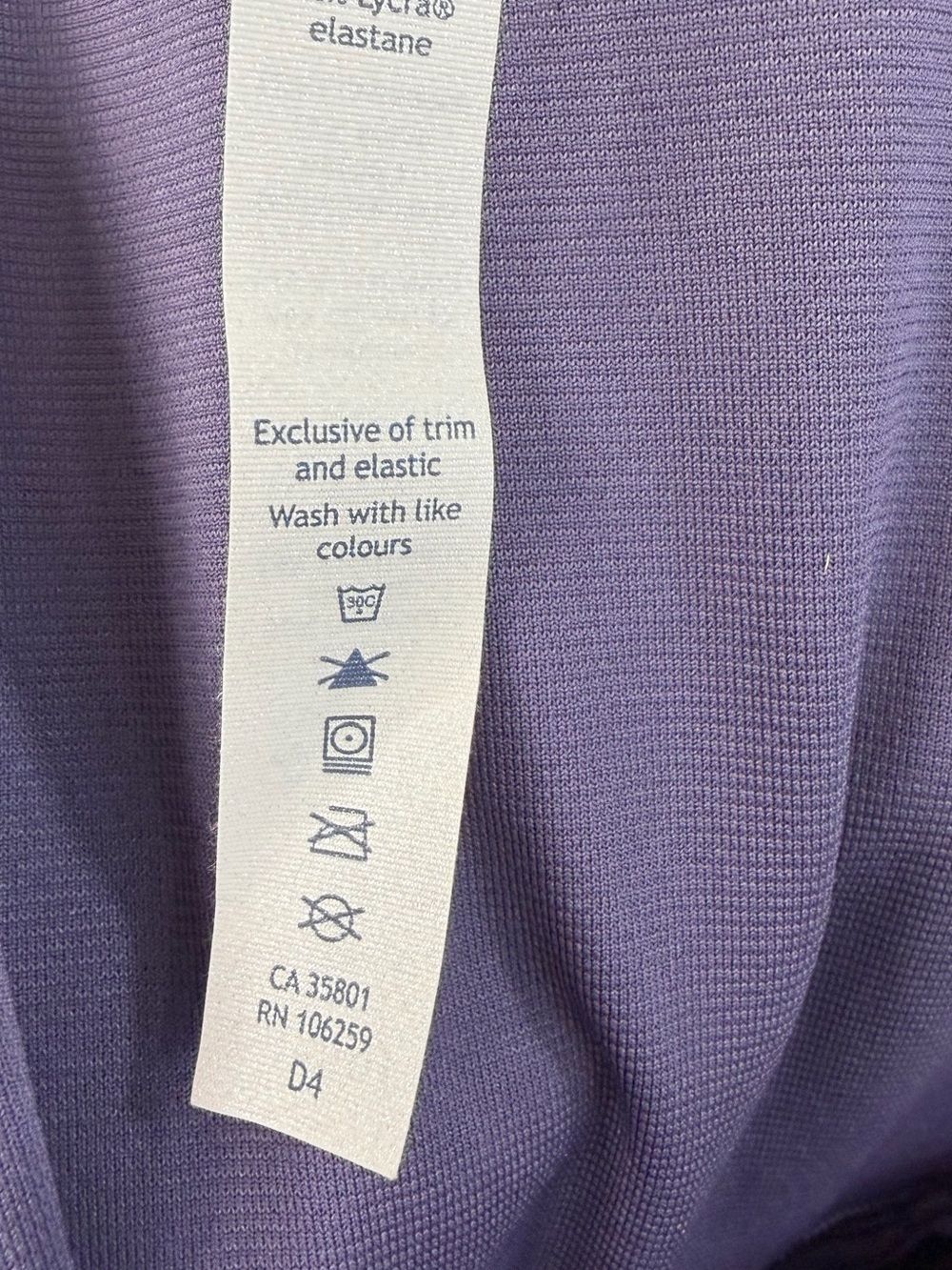 Lululemon hotty hot shorts purple 6 tall - Picture 8 of 9